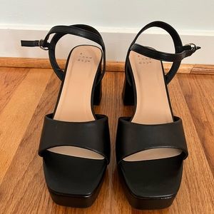 A new Day Platform block heels